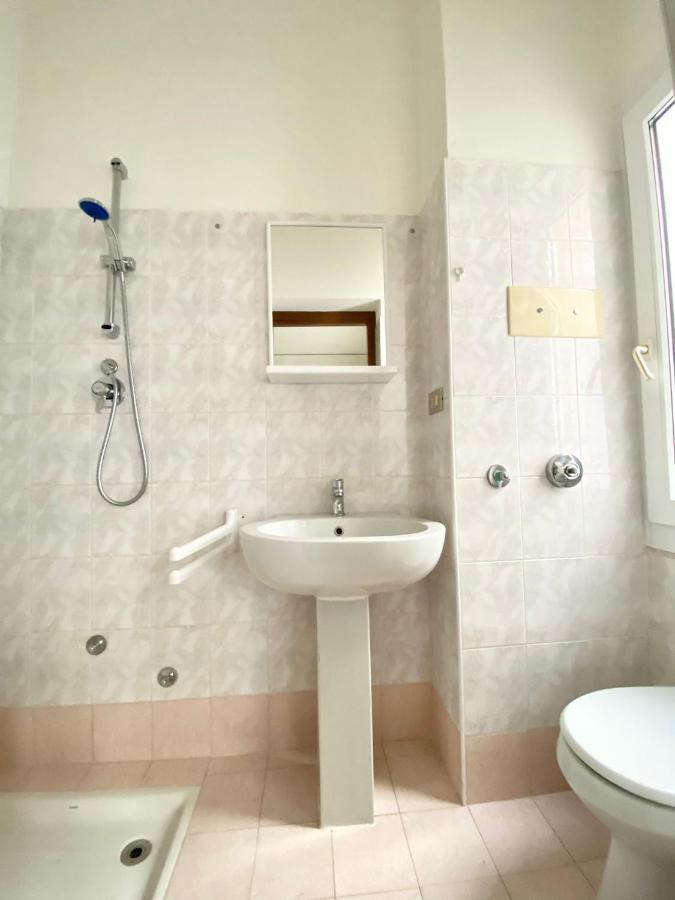 Euroresidence - Piazza Mazzini- 30 Mt Dal Mare - Immobil Relax Lido di Jesolo Ngoại thất bức ảnh