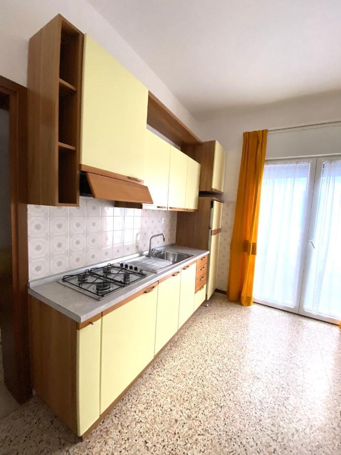 Euroresidence - Piazza Mazzini- 30 Mt Dal Mare - Immobil Relax Lido di Jesolo Ngoại thất bức ảnh